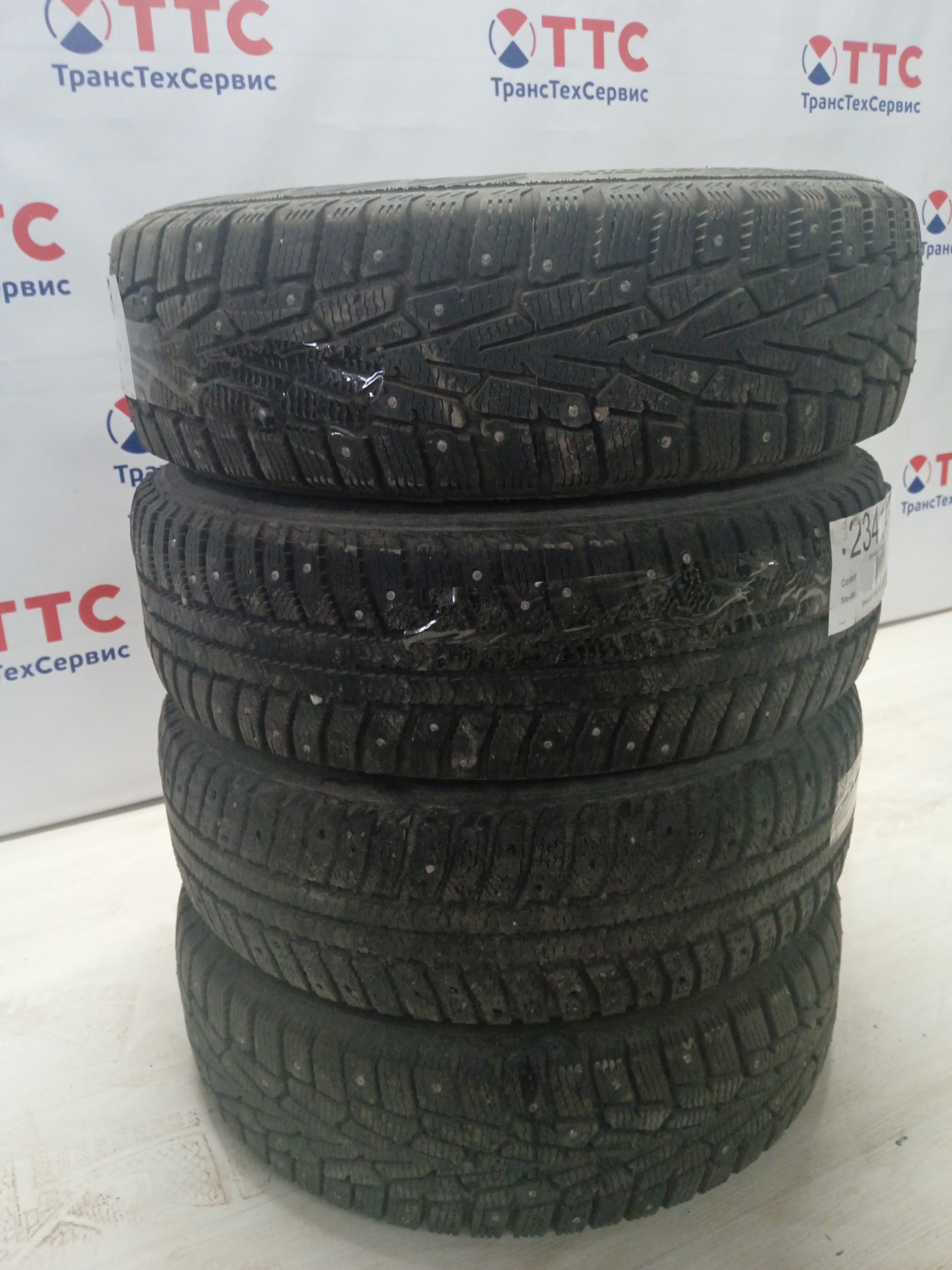 Шина Б/У 175/70 R13 82Q Cordiant Sno-M