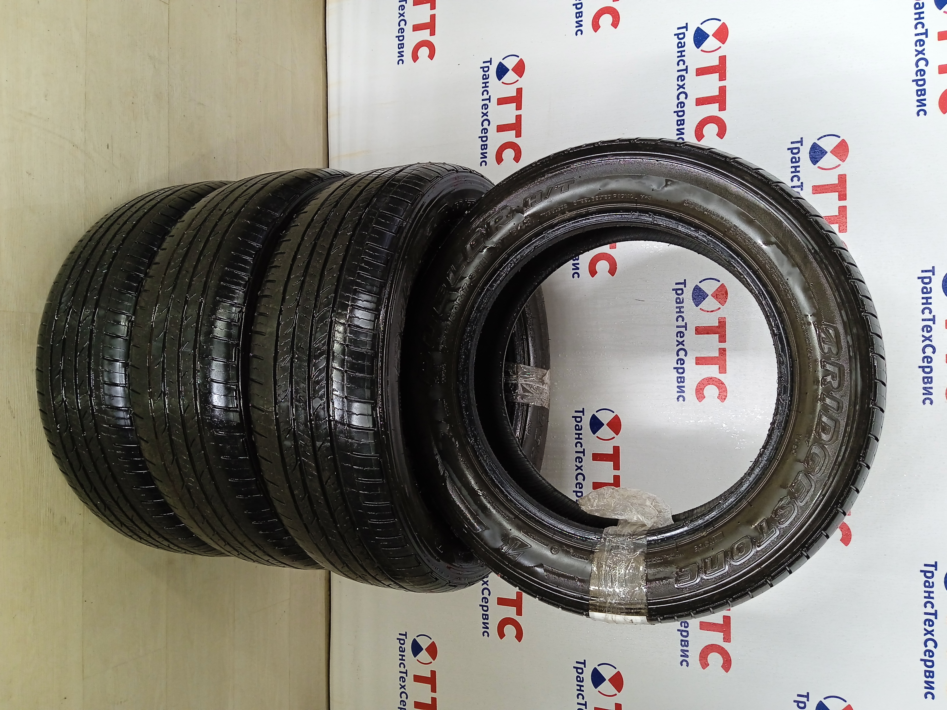 Шины Б\У Bridgestone Dueler H/T 215/6