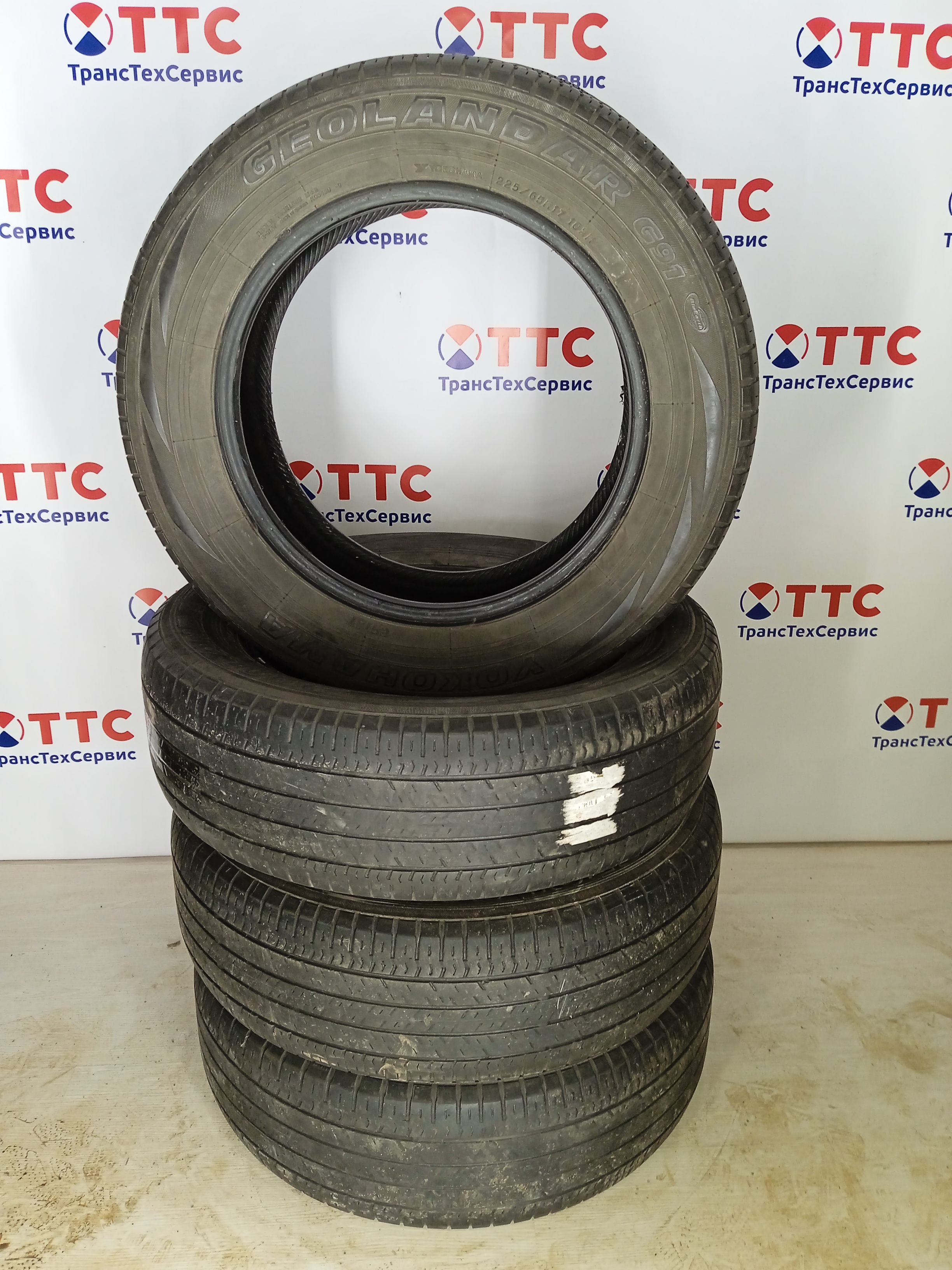 Шина Б/У 225/65 R17 102V Yokohama Geol