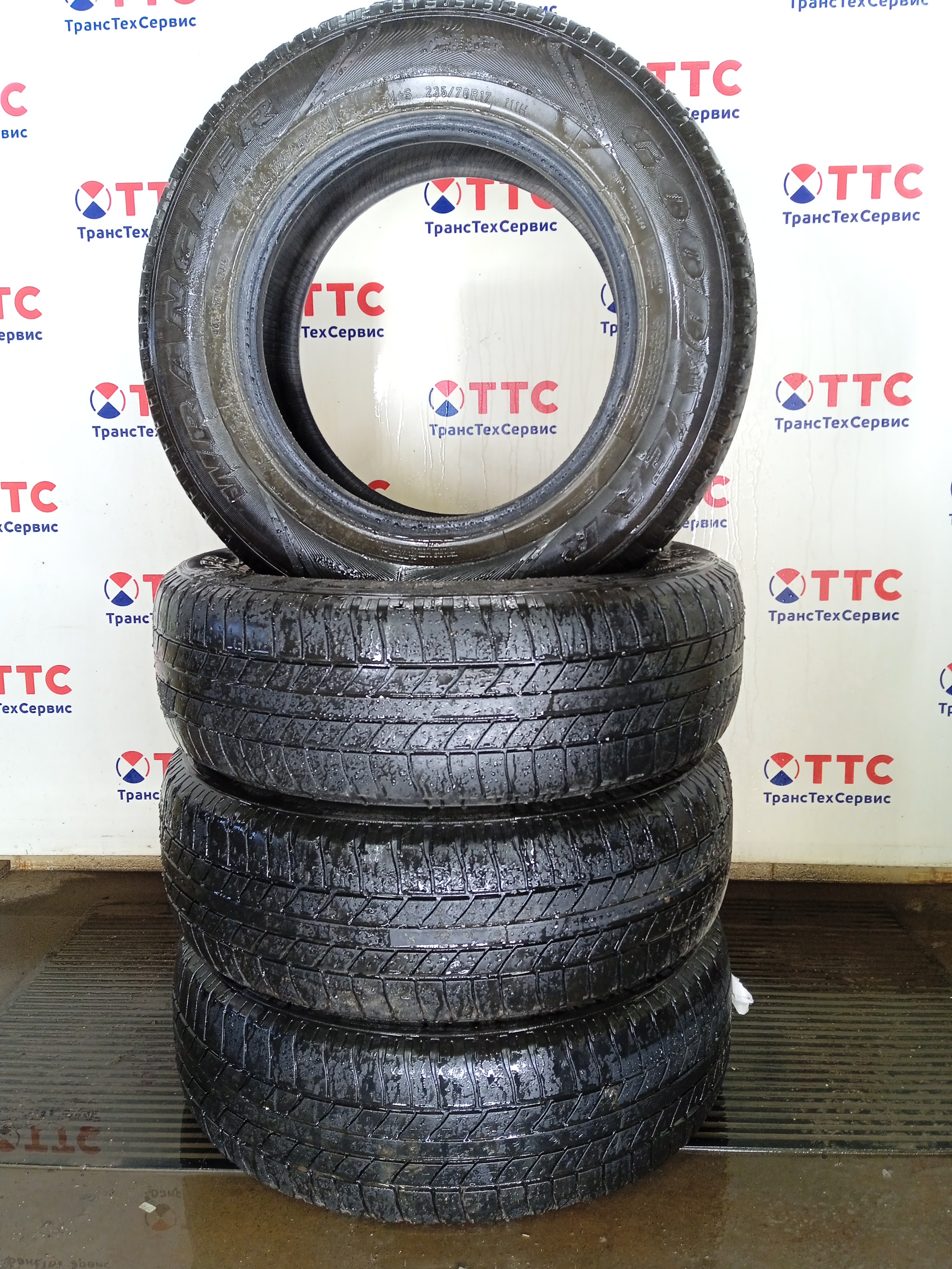 Шины Б\У Goodyear Wrangler HP 235/70 R