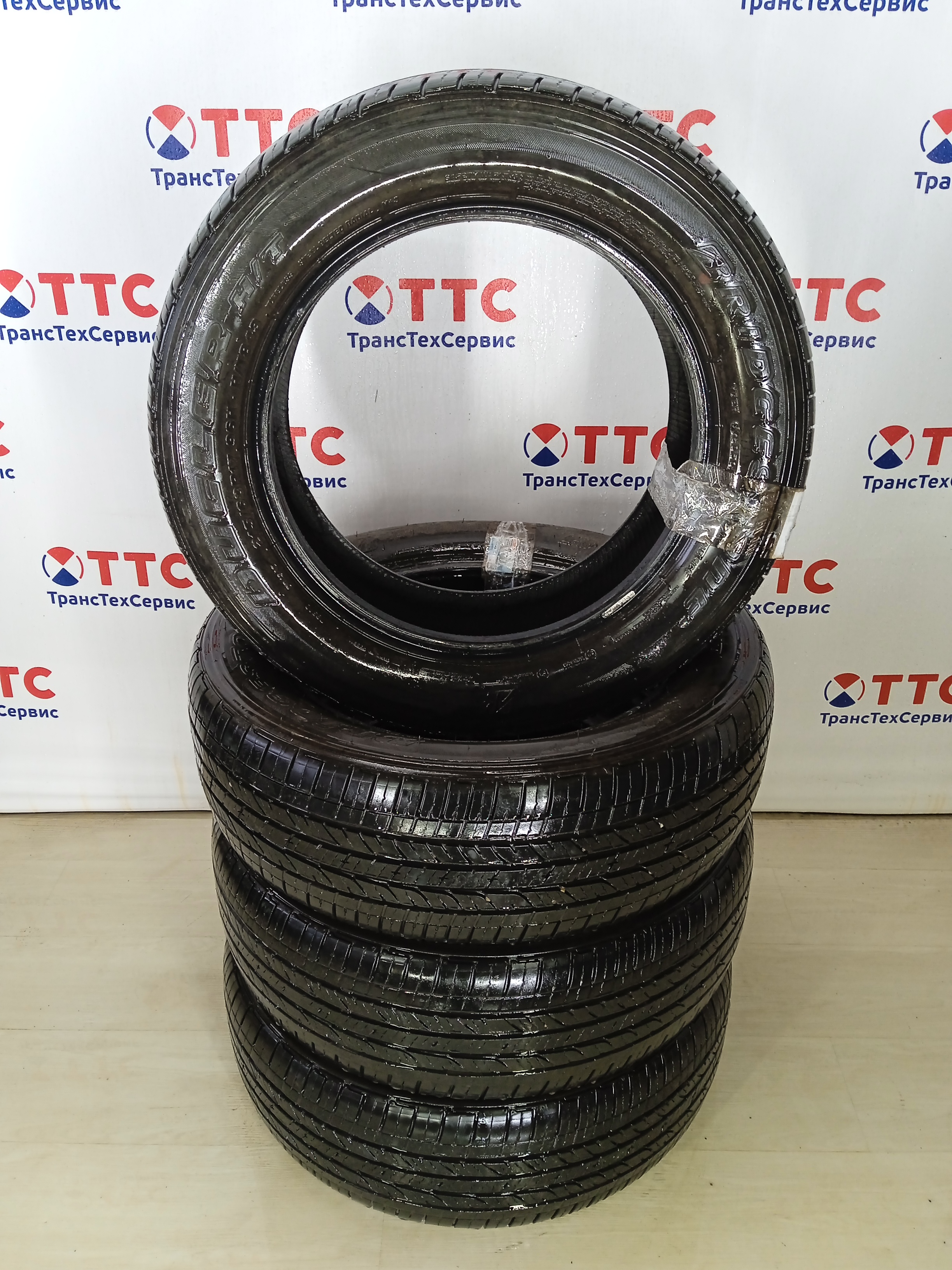 Шины Б\У Bridgestone Dueler H/T 215/6