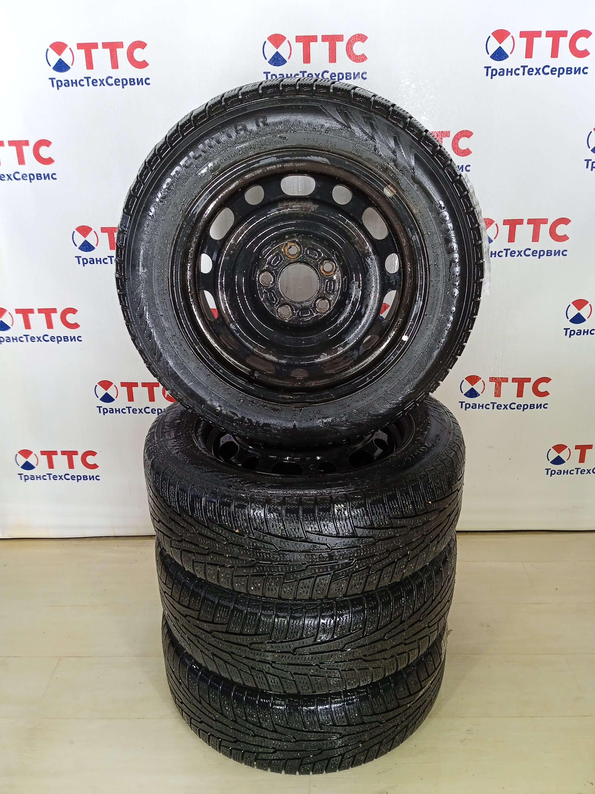 Шины Б\У Nokian Hakkapeliitta R 205/60